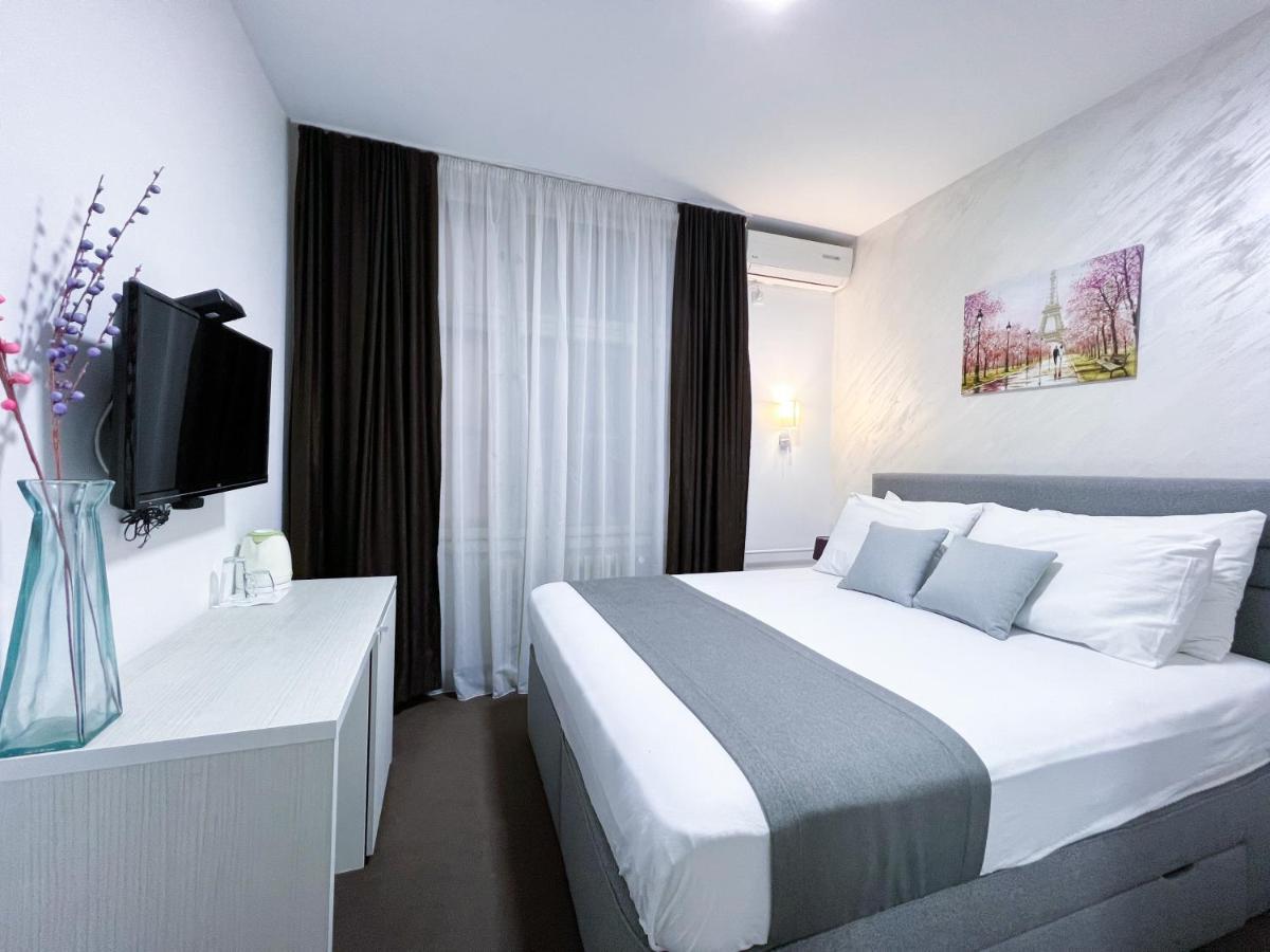 Centar Forever Belgrad Exterior foto